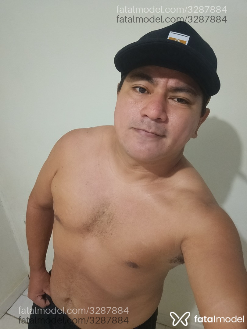 Acompanhante homem morena (o) de olhos castanhos em Manaus - Antonio