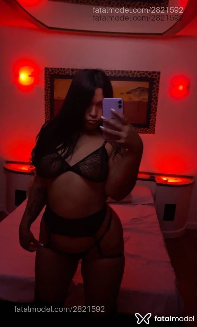 Acompanhante mulher morena (o) de olhos castanhos em Florianópolis - Lunaa