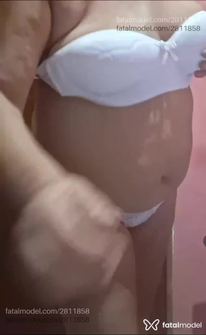 Acompanhante mulher morena (o) de olhos pretos em Varginha Acompanhante mulher morena (o) de olhos pretos em Varginha - Yara
