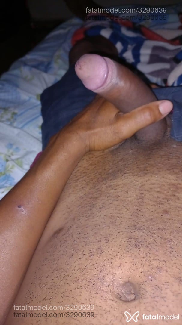 Acompanhante homem com cabelo castanho de olhos castanhos em Assis Acompanhante homem com cabelo castanho de olhos castanhos em Assis - Junior