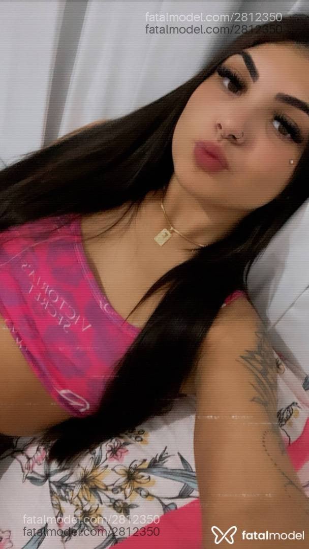 Acompanhante mulher com cabelo castanho de olhos castanhos em Novo Hamburgo Acompanhante mulher com cabelo castanho de olhos castanhos em Novo Hamburgo - Raysa