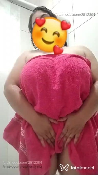 Acompanhante mulher com cabelo castanho de olhos castanhos em Maringá - Pamela