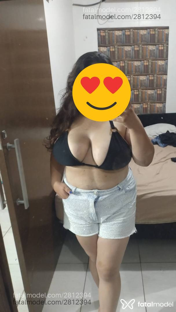 Acompanhante mulher com cabelo castanho de olhos castanhos em Maringá - Pamela