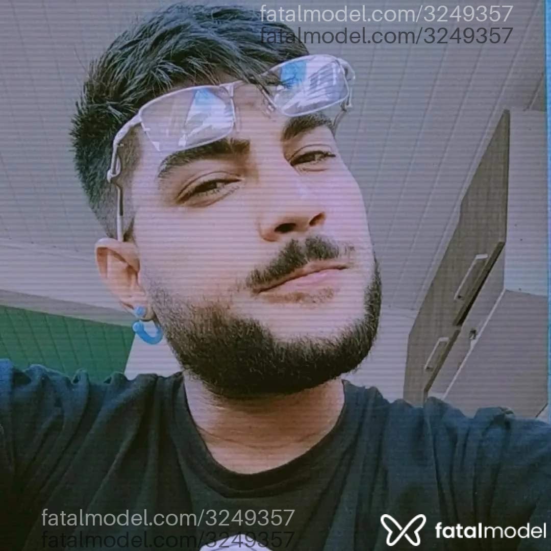 Acompanhante homem com cabelo castanho de olhos castanhos - Will Acompanhante homem com cabelo castanho de olhos castanhos - Will