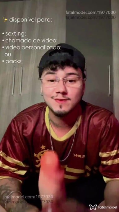 Acompanhante homem trans morena (o) de olhos castanhos em Virtual - Ftm