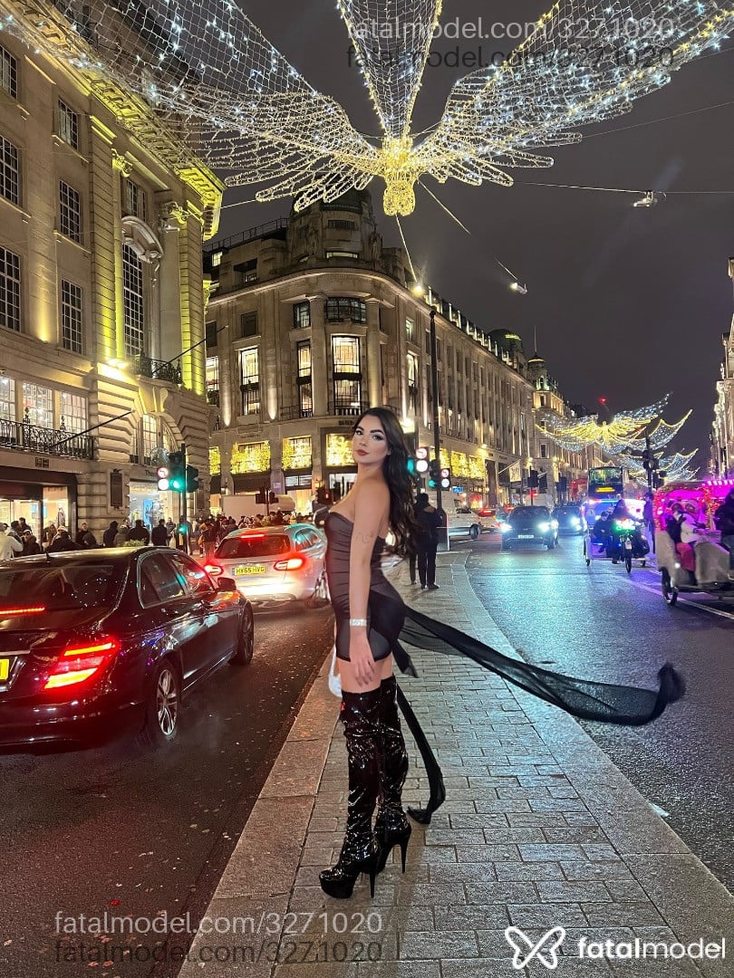 Acompanhante mulher trans morena (o) de olhos castanhos em São Paulo - Liily Borges