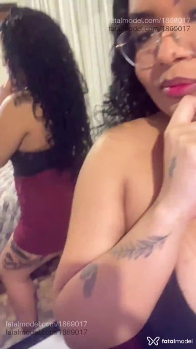 Acompanhante mulher morena (o) de olhos castanhos em Joinville - Marielle