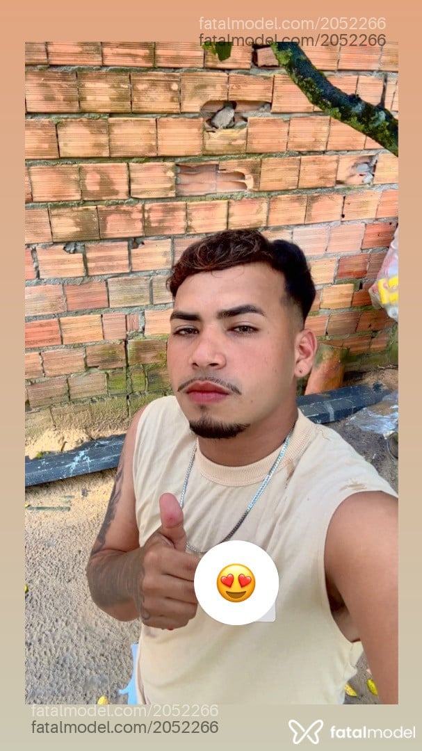 Acompanhante homem com cabelo castanho de olhos pretos em Castanhal Acompanhante homem com cabelo castanho de olhos pretos em Castanhal - Ronn