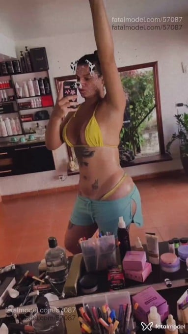 Acompanhante mulher trans morena (o) de olhos castanhos em Formosa Acompanhante mulher trans morena (o) de olhos castanhos em Formosa - Morena