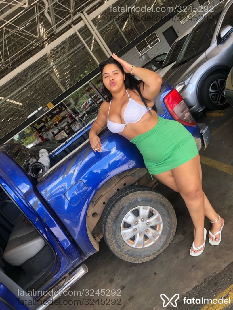 Acompanhante mulher morena (o) de olhos castanhos em Uberlândia - Cristina