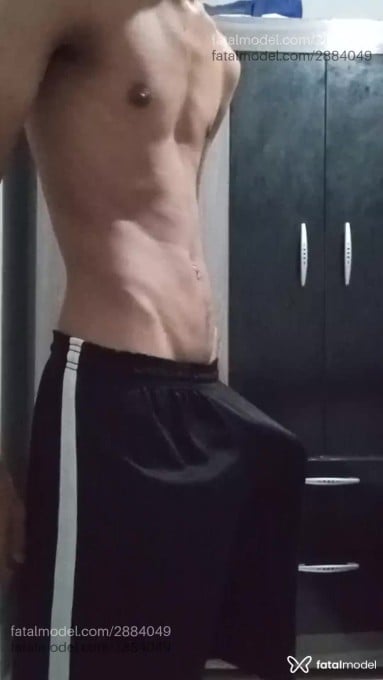 Acompanhante homem com cabelo castanho de olhos castanhos em Caruaru - Gael özkan