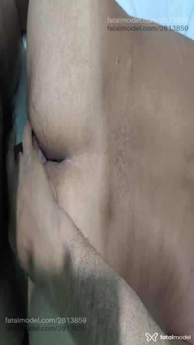 Acompanhante homem morena (o) de olhos castanhos - Freddy Acompanhante homem morena (o) de olhos castanhos - Freddy