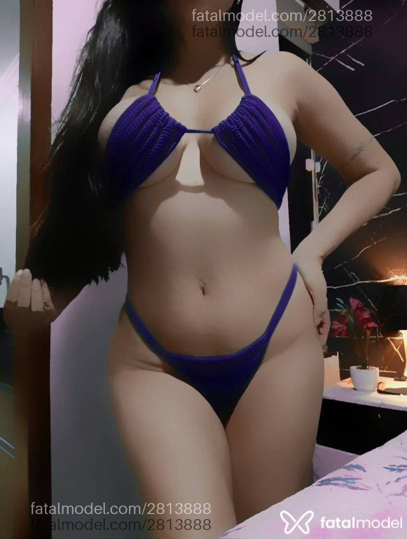 Acompanhante mulher morena (o) de olhos castanhos - Natália