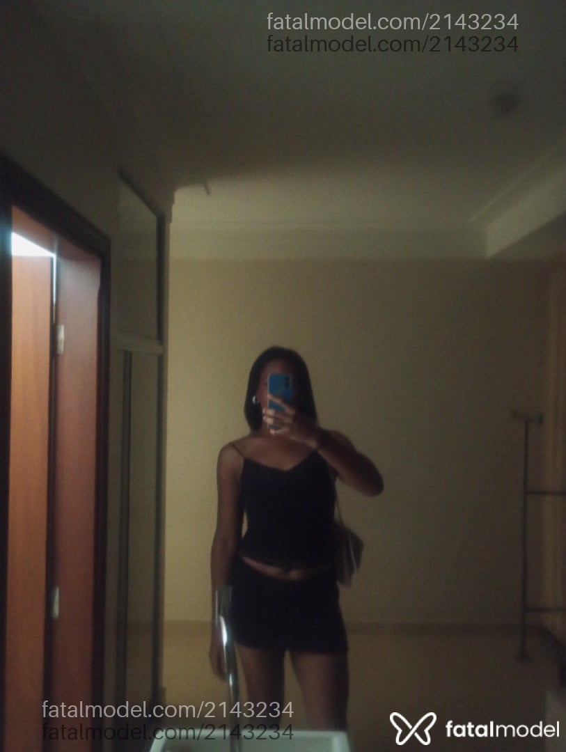 Acompanhante mulher trans com cabelo castanho de olhos castanhos em Rio Claro Acompanhante mulher trans com cabelo castanho de olhos castanhos em Rio Claro - Arielle