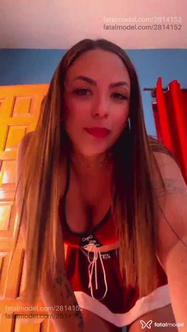 Acompanhante mulher com cabelo castanho de olhos verdes em Indaiatuba Acompanhante mulher com cabelo castanho de olhos verdes em Indaiatuba - Isabela Duarte
