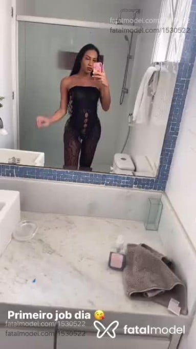 Acompanhante mulher trans morena (o) de olhos pretos em São Paulo - Bárbara Pires
