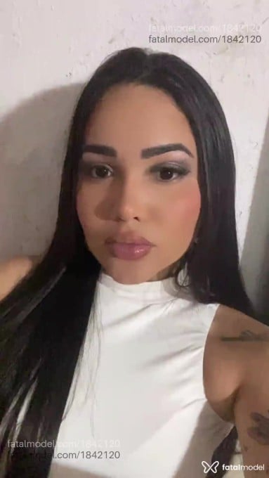 Acompanhante mulher com cabelo castanho de olhos castanhos em Petrolina Acompanhante mulher com cabelo castanho de olhos castanhos em Petrolina - Catarina
