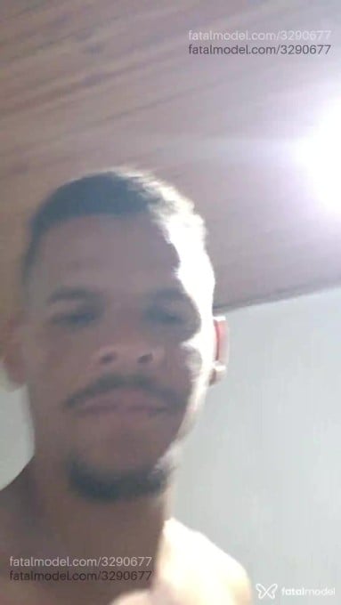 Acompanhante homem loira (o) de olhos castanhos em Catanduva - Misterioso