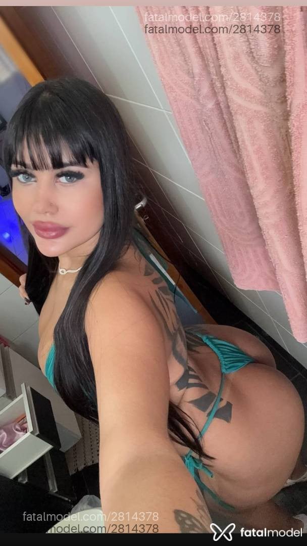 Acompanhante mulher morena (o) de olhos verdes - Agatha Cavalcante
