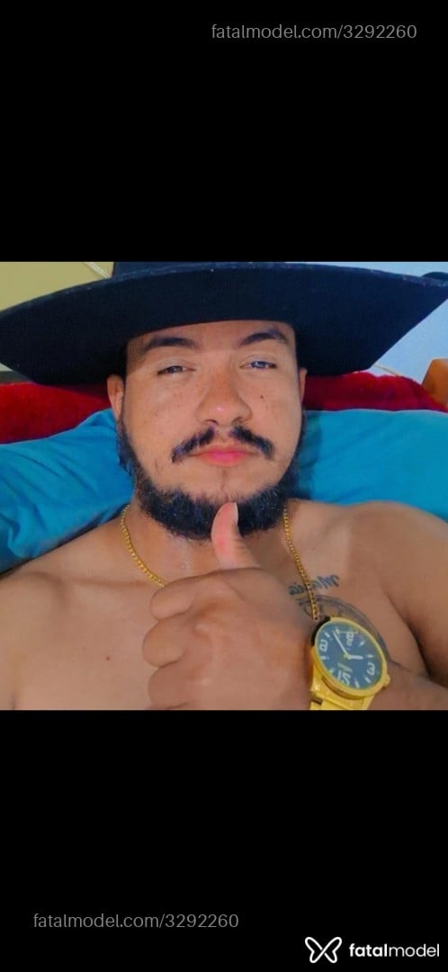 Acompanhante homem morena (o) de olhos pretos em Ji-Paraná - Wender