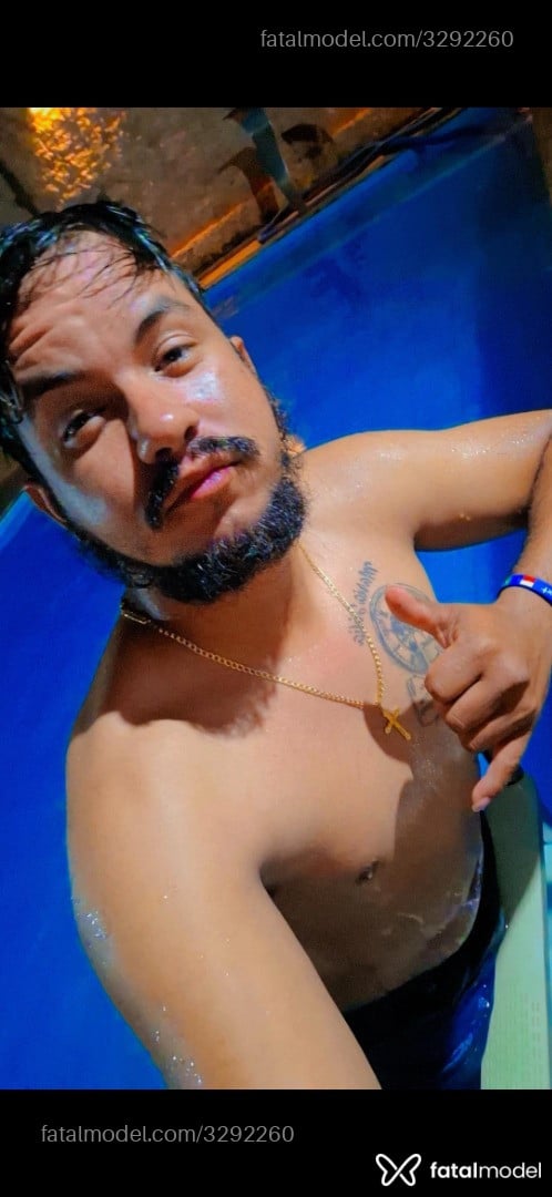 Acompanhante homem morena (o) de olhos pretos em Ji-Paraná - Wender