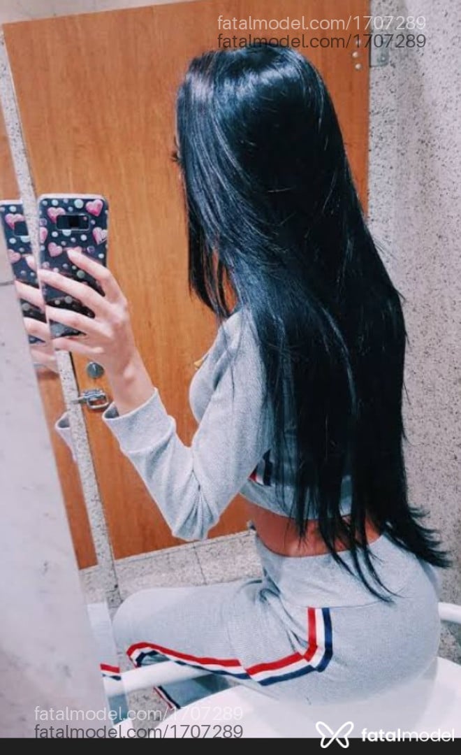 Acompanhante mulher morena (o) de olhos castanhos em São Paulo - Bella Muller