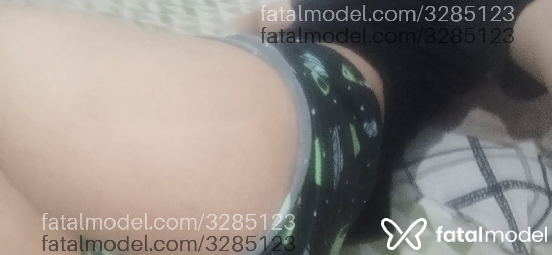 Acompanhante homem com cabelo castanho de olhos castanhos em Virtual Acompanhante homem com cabelo castanho de olhos castanhos em Virtual - Wetuhh