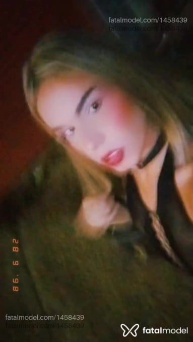 Acompanhante mulher trans com cabelo castanho de olhos castanhos em Porto Alegre - Gabyninfeta