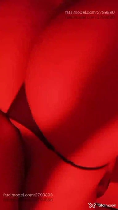 Acompanhante mulher trans com cabelo castanho de olhos castanhos em Goianésia - Gaby