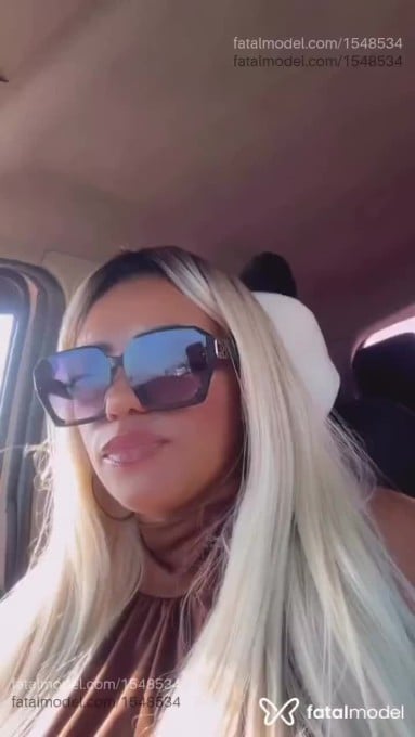 Acompanhante mulher loira (o) de olhos castanhos em Praia Grande - Walesca Popohot