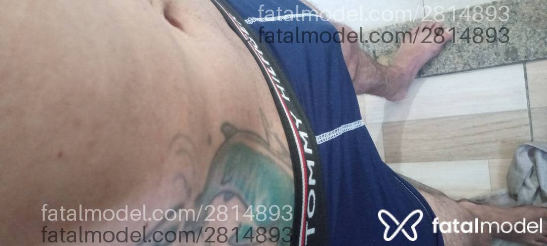 Acompanhante homem morena (o) de olhos castanhos em Nova Iguaçu - Walace