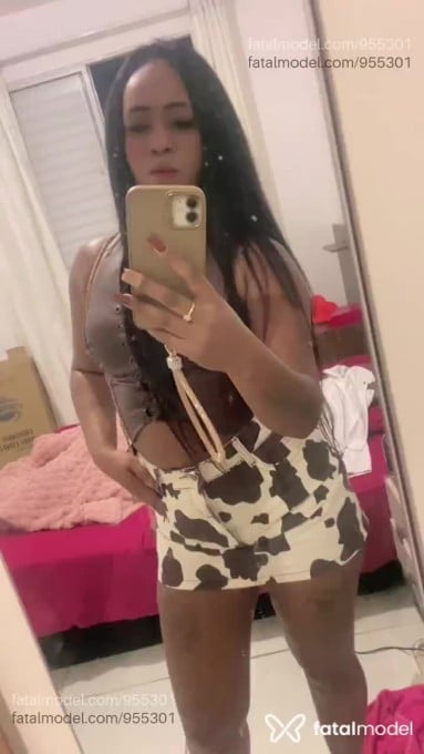 Acompanhante mulher morena (o) de olhos pretos em Ubatuba - Poly