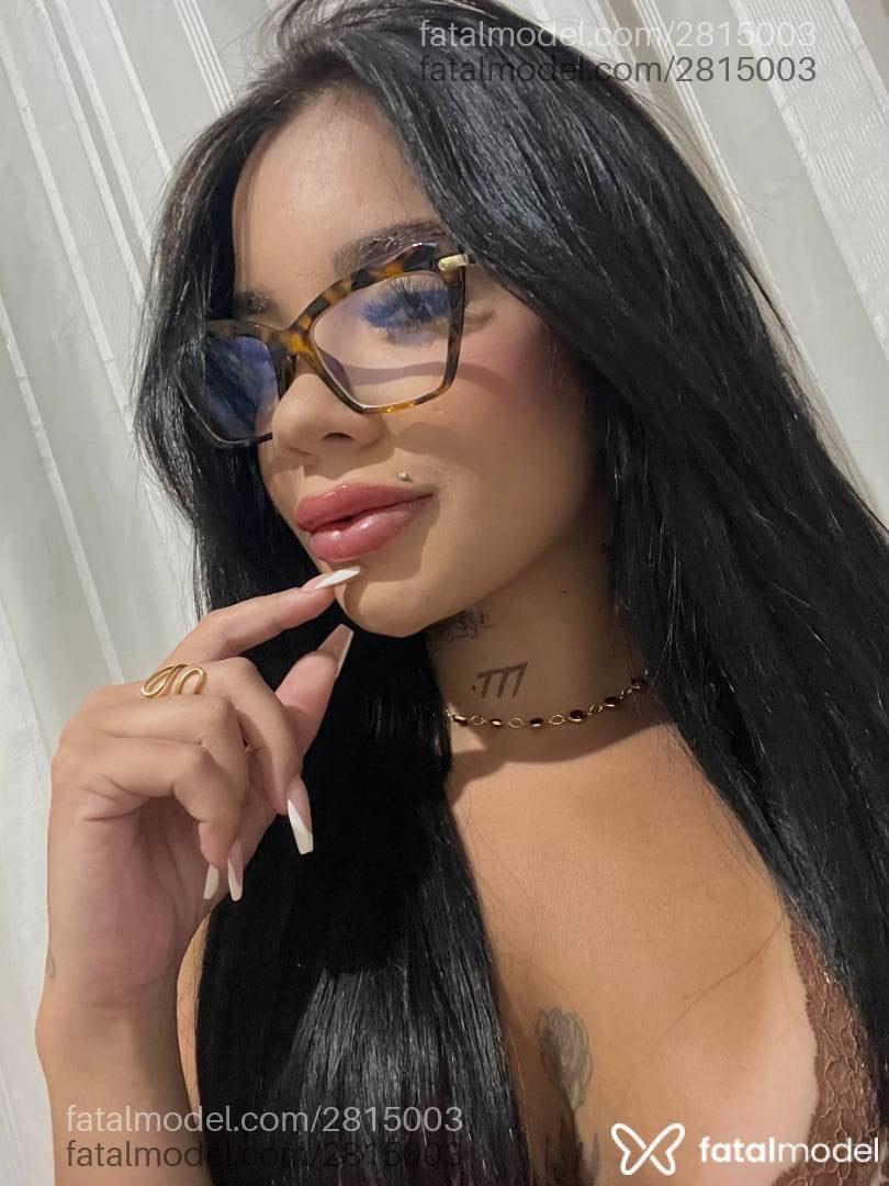 Acompanhante mulher morena (o) de olhos castanhos em Uberlândia - Angel
