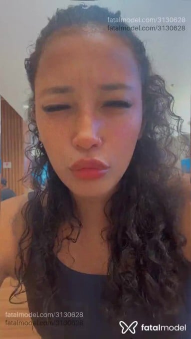 Acompanhante mulher com cabelo castanho de olhos castanhos em São Paulo - Ayra Bellini