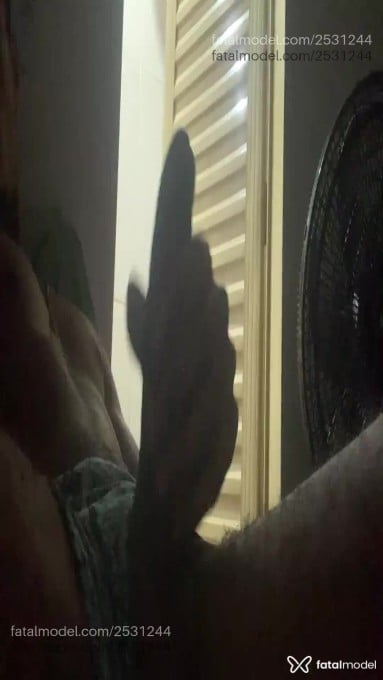 Acompanhante homem morena (o) de olhos castanhos em Goianira Acompanhante homem morena (o) de olhos castanhos em Goianira - Kennedy