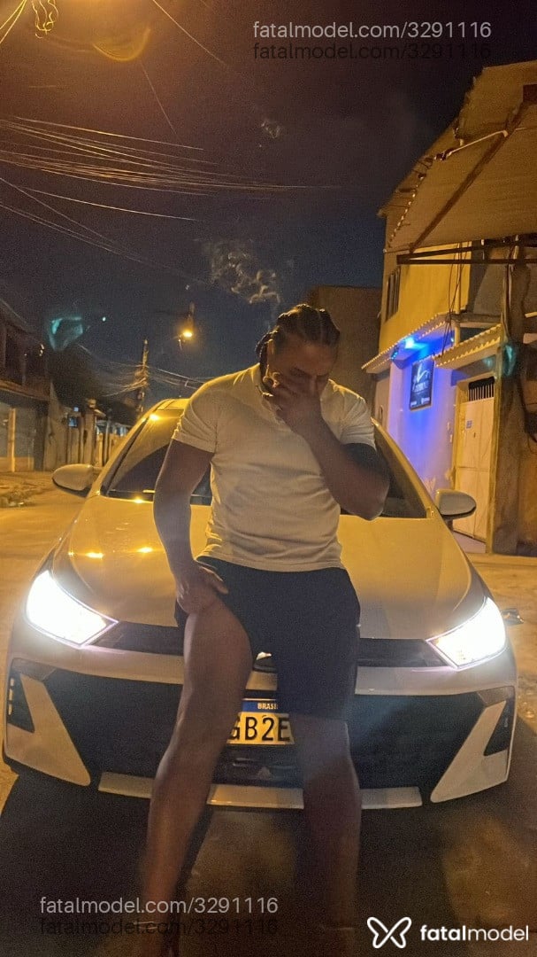 Acompanhante homem morena (o) de olhos castanhos - Luizz Acompanhante homem morena (o) de olhos castanhos - Luizz