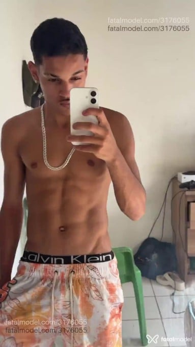 Acompanhante homem morena (o) de olhos mel em Salvador - Wilames