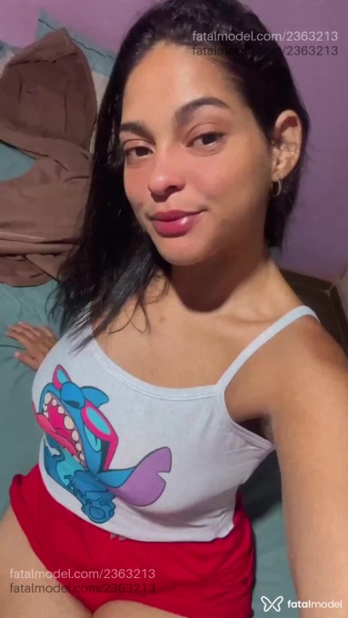 Acompanhante mulher morena (o) de olhos pretos - Letícia Acompanhante mulher morena (o) de olhos pretos - Letícia