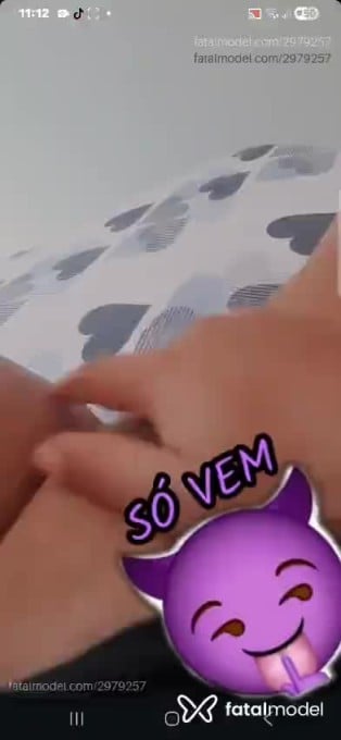 Acompanhante mulher com cabelo castanho de olhos castanhos - Allana Martins Acompanhante mulher com cabelo castanho de olhos castanhos - Allana Martins