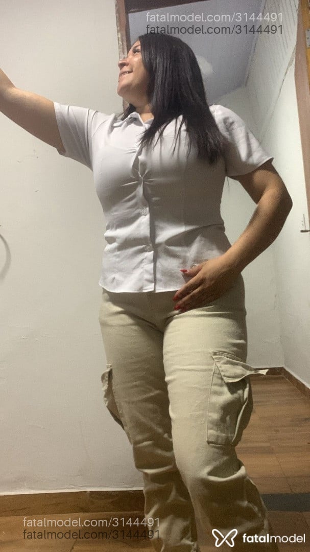 Acompanhante mulher com cabelo castanho de olhos castanhos em Votuporanga - Karolaynesantos