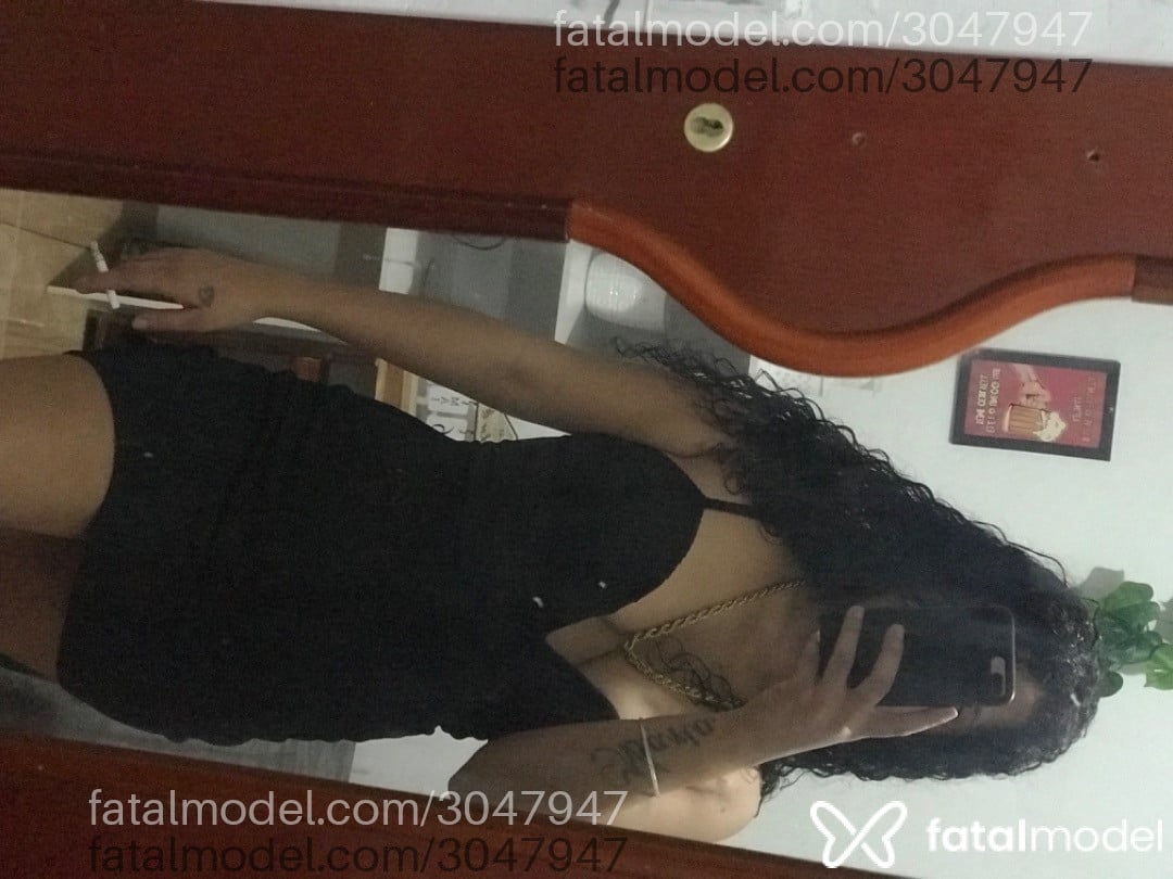 Acompanhante mulher morena (o) de olhos castanhos em Aracruz Acompanhante mulher morena (o) de olhos castanhos em Aracruz - Suellen Silva