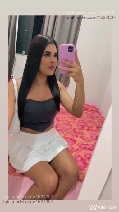 Acompanhante mulher morena (o) de olhos pretos em Belo Horizonte - Débora