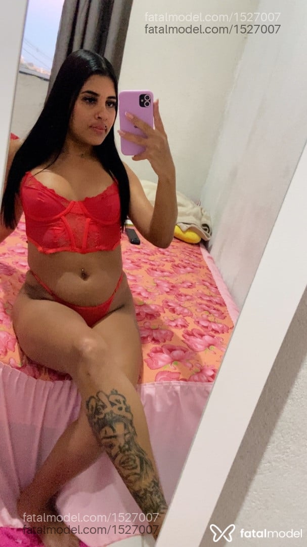 Acompanhante mulher morena (o) de olhos pretos em Belo Horizonte - Débora