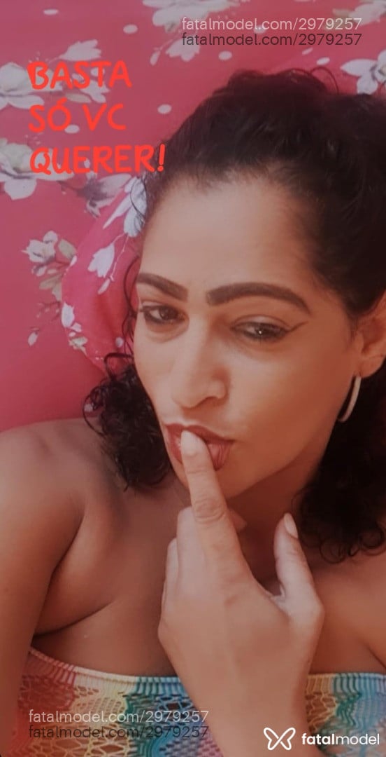 Acompanhante mulher com cabelo castanho de olhos castanhos - Allana Martins Acompanhante mulher com cabelo castanho de olhos castanhos - Allana Martins
