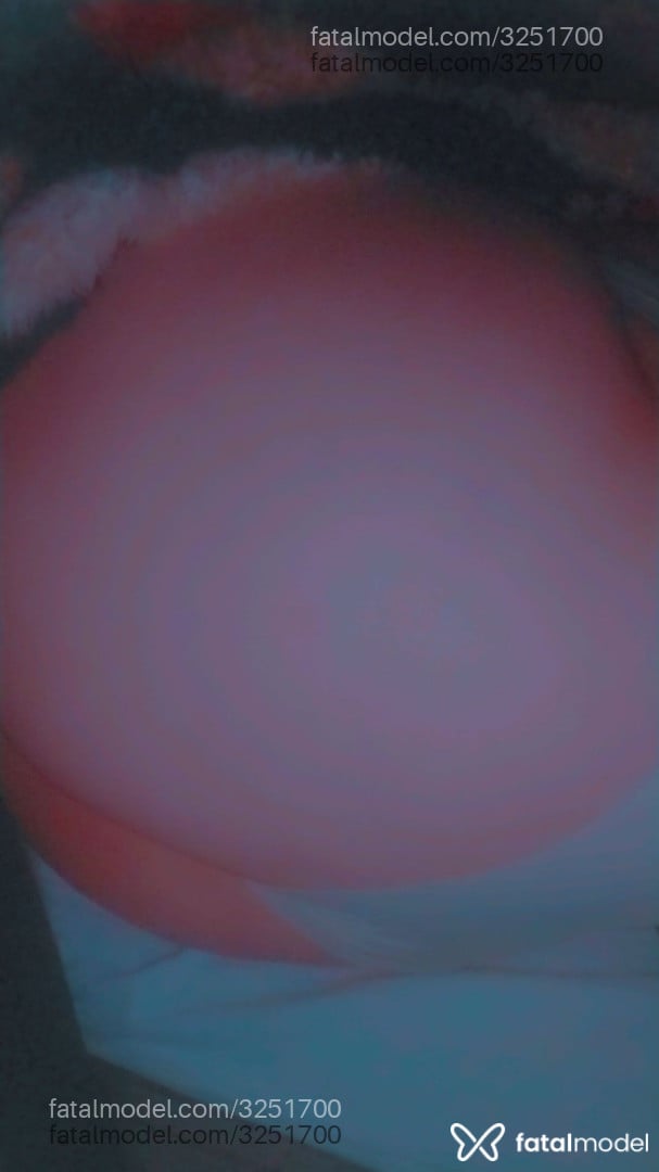 Acompanhante mulher com cabelo colorido de olhos pretos em Botucatu Acompanhante mulher com cabelo colorido de olhos pretos em Botucatu - Misticdoce