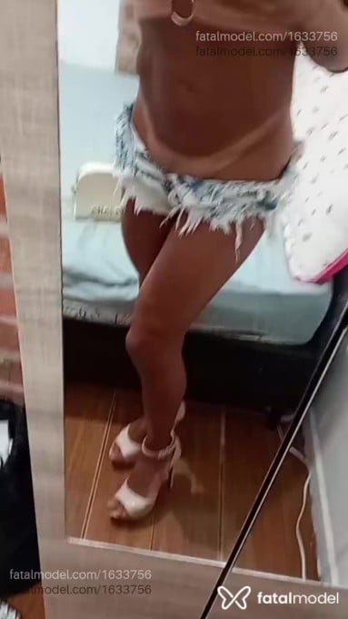 Acompanhante travesti morena (o) de olhos castanhos em Porto Alegre - Paullinha