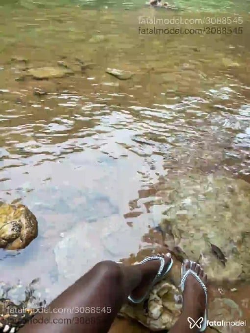 Acompanhante mulher morena (o) de olhos castanhos em Sinop Acompanhante mulher morena (o) de olhos castanhos em Sinop - Morena