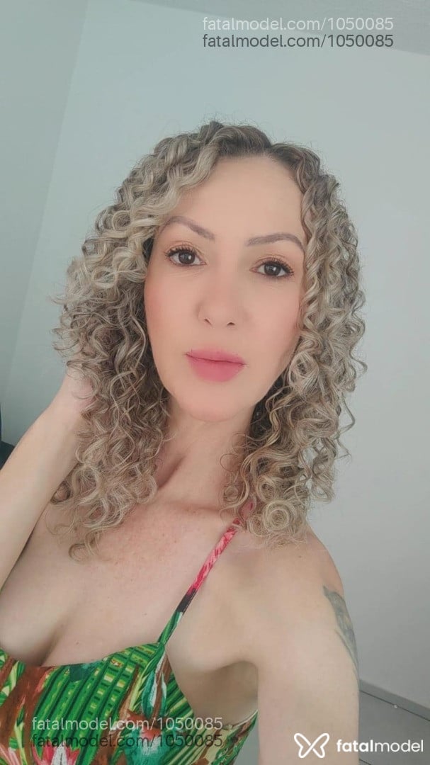 Acompanhante mulher loira (o) de olhos castanhos em Campo Grande - Aline Formansk