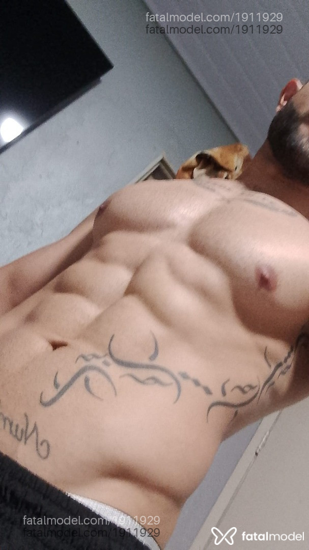 Acompanhante homem morena (o) de olhos pretos em Londrina Acompanhante homem morena (o) de olhos pretos em Londrina - Londrina