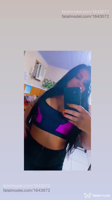 Acompanhante mulher com cabelo castanho de olhos castanhos em Angra dos Reis - Fernanda Gouveia